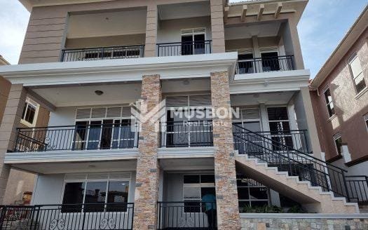 Luxurious lake view mansion in Kigo