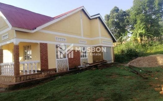Land for sale with house in Nyanama Entebbe