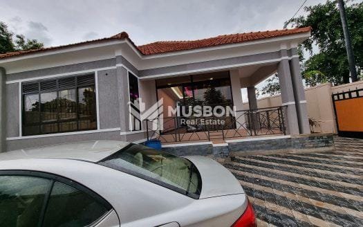 New house along Bukoto-Kisaasi Road