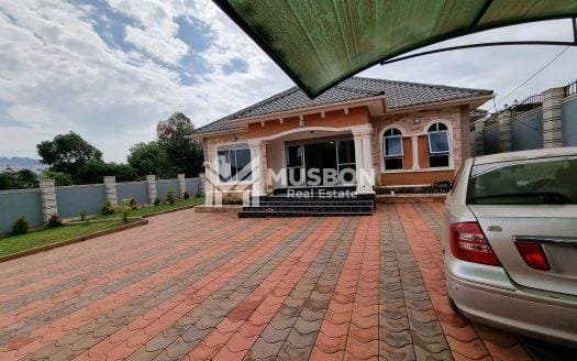 New house for sale along Entebbe road