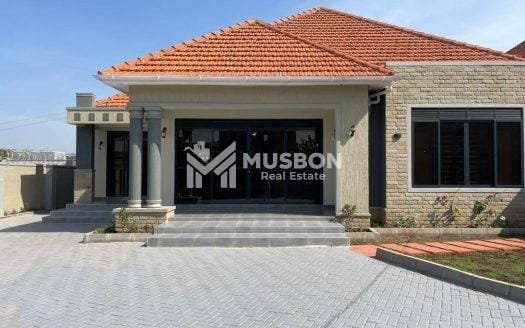 New bangalow for sale in Entebbe