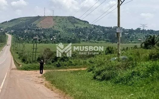 5 acres for sale along Masaka-Mbarara highway