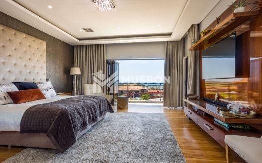 Luxury 6 Star hotel For sale along Munyonyo Kigo road