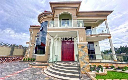 Splendid new home in Kira