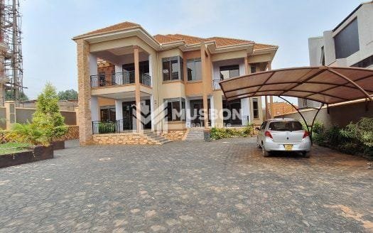 Mansion for sale in Kisaasi
