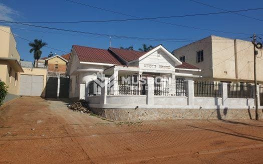 FOUR BEDROOMED STANDALONE BANGALOW FOR RENT