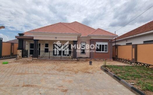 Splendid new bangalow in Kira for sale