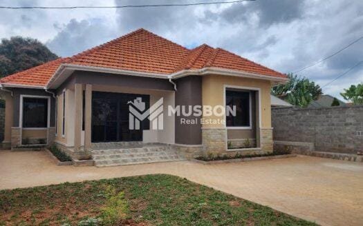 House for sale in Entebbe