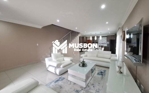 Town house for sale in Kira