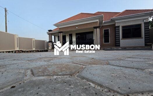 Gorgeous new house in kira